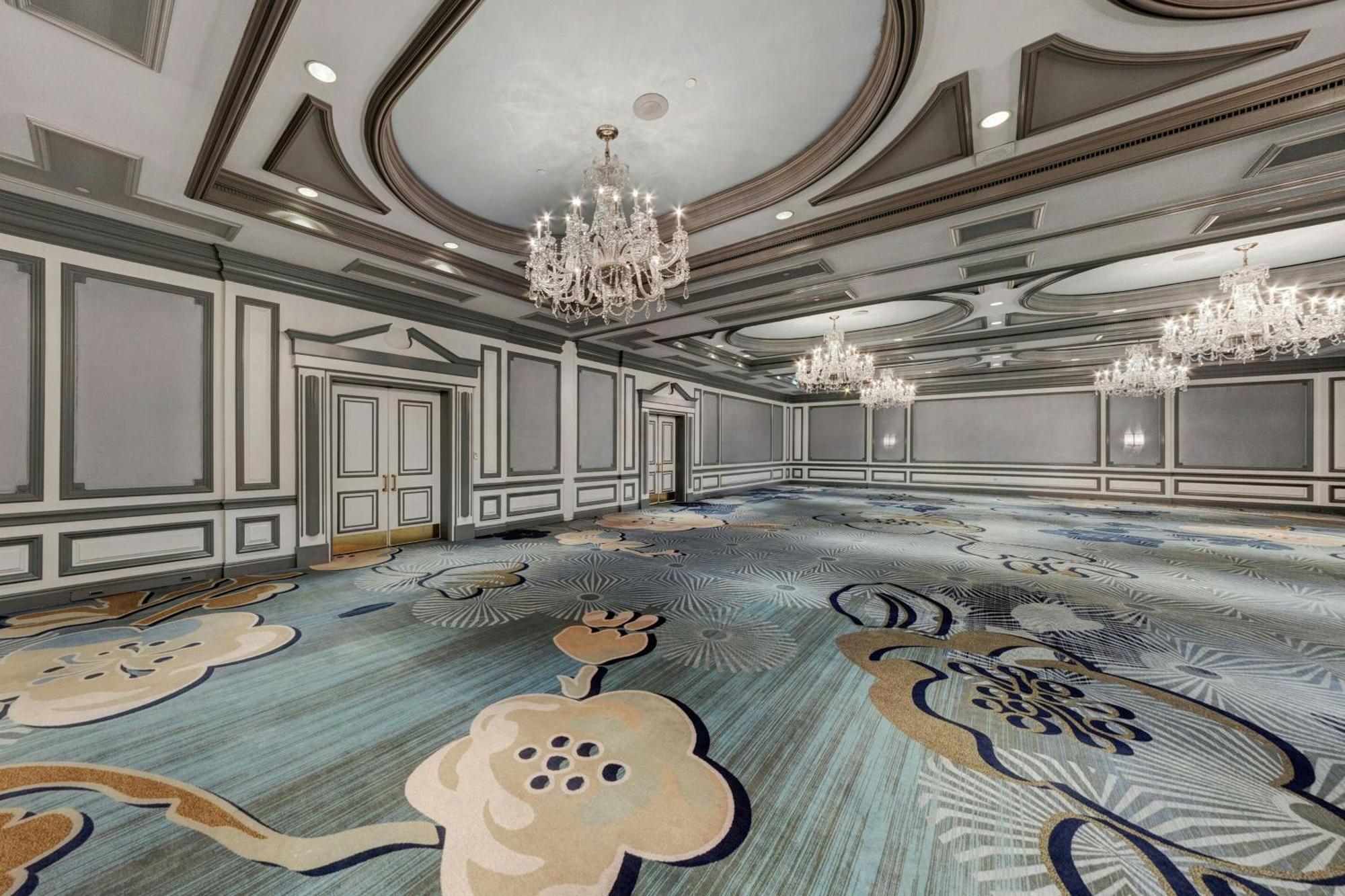 The Henry, Autograph Collection Dearborn